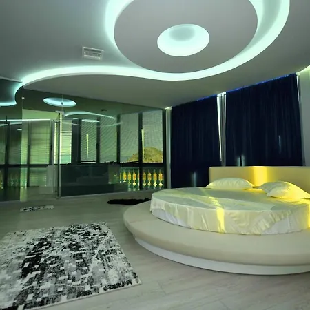 Of Hotel Canaj