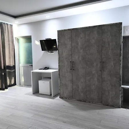 Of Hotel Canaj
